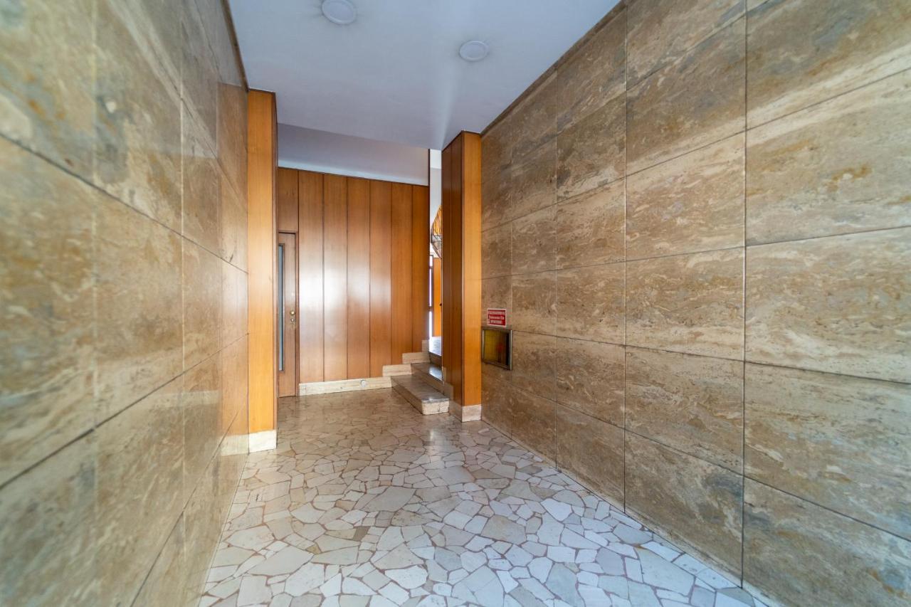 Central Maya Apartment Milan Bagian luar foto